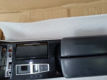 ТУННЕЛЬНЫЙ ПОДЛОКОТНИК AUDI A8 D5