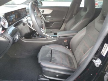 Mercedes CLA C118/X118 2024 Mercedes-Benz CLA 250 2024 2.0l 2.0 Benzyna 221KM, zdjęcie 7