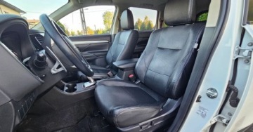 Mitsubishi Outlander III 2016 Mitsubishi Outlander ELEKTYK Benzyna Naped 44 skora kamera cofania, zdjęcie 10