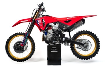 HONDA CRF 450 R 21-24, карбоновый кожух рычага подвески CMT CUBAMOTO