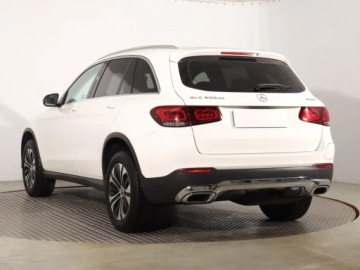 Mercedes GLC C253 SUV Plug-In 2.0 300de 306KM 2022 Mercedes GLC GLC 300 de 4MATIC, Salon Polska, zdjęcie 3
