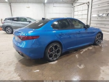 Alfa Romeo Giulia II Sedan Facelifting 2.0 Turbo 280KM 2022 Alfa Romeo Giulia 2022 r., 2,0L VELOCE AWD 2.0 Benzyna 280KM, zdjęcie 5