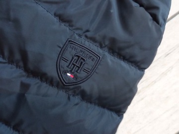 PIĘKNY PIKOWANY PŁASZCZ KURTECZKA Tommy Hilfiger PUCH