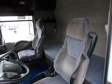 RENAULT MAGNUM 460 500 DXI CAB KPL EUR5 AUTOMATIC