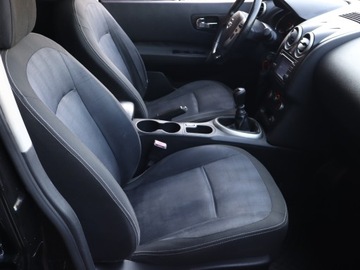 Nissan Qashqai I Crossover 2.0 dCi 150KM 2010 Nissan Qashqai 2.0 dCi, Navi, Klima, Klimatronic, zdjęcie 8