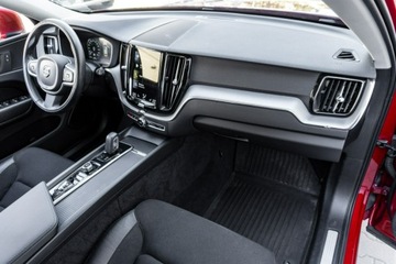 Volvo XC60 II 2021 Volvo XC 60 B4 D AWD Momentum Pro 197KM+14KM FV23%, zdjęcie 20