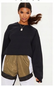 K40 czarna bluza basic PrettyLIttleThing S