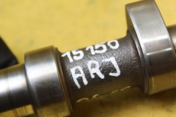 РАСПРЕДВАЛ ВЫПУСКА ПРАВЫЙ A6 C5 2.4 B ARJ