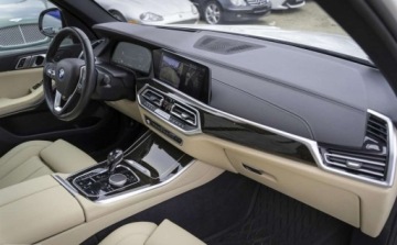 BMW X5 G05 SUV 3.0 40i 340KM 2020 BMW X5 BMW X5 G05 xDrive 3.0 Benzyna 340KM, zdjęcie 9