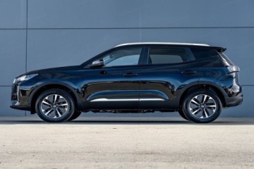 Chery Tiggo 4 1.5 HYBRID 163KM 2025 Od ręki - Prestige 1.5 T-GDI HEV DHT 163KM, zdjęcie 1