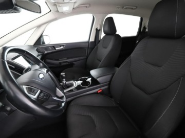 Ford S-Max II Van 1.5 EcoBoost 165KM 2019 Ford S-Max 7 os. navi klima auto grzane fotele, zdjęcie 12