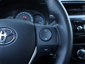 Toyota Corolla X Sedan Facelifting 1.6 Valvematic 132KM 2014 Toyota Corolla 1.6 Valvematic, Salon Polska, zdjęcie 15