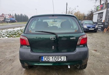 Toyota Yaris I 1.0 i 16V 68KM 2001 Toyota Yaris Toyota Yaris 1.0 Base Benzyna 68KM, zdjęcie 9