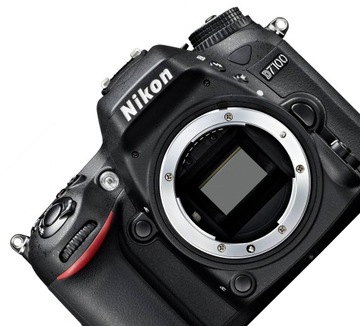 APARAT NIKON D7100