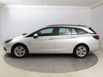 Opel Astra K Sportstourer Facelifting 1.2 Turbo 130KM 2021 Opel Astra 1.2 Turbo, Salon Polska, 1. Właściciel, zdjęcie 2