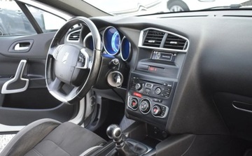 DS 4 I Hatchback Facelifting 2015 1.2 PureTech 131KM 2016 Citroen DS4 Citroen DS4 1.2 Benzyna 130KM, zdjęcie 10