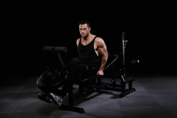 Скамейка с подъемником на стойке в пресс -молитвенной книге