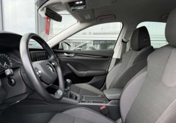 Skoda Octavia IV Liftback 1.5 TSI EVO 150KM 2022 Skoda Octavia Reflektory LED Kamera Keyless Lane Assist Salon PL FVAT, zdjęcie 23