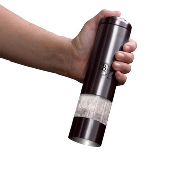 Elektryczny młynek do pieprzu i soli Carbon PRO Line