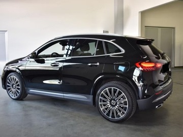 Mercedes GLA II Off-roader Facelifting 2.0 220 190KM 2025 MERCEDES-BENZ GLA 220 4-Matic AMG Line 2.0 (190KM) 2025, zdjęcie 1