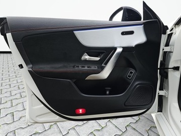 Mercedes CLA C118/X118 2022 Mercedes-Benz CLA 200 AMG Line 7G-DCT/163KM, zdjęcie 17