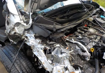 Toyota C-HR II SUV 1.8 Hybrid 140KM 2024 Toyota C-HR Okazja 1.8 Hybryda 140KM, zdjęcie 2