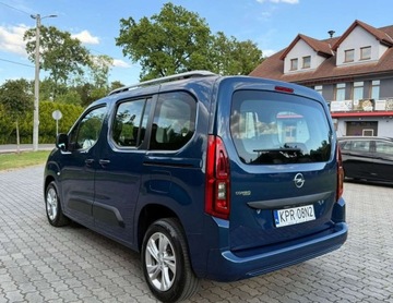 Opel Combo E Kombivan 1.2 Turbo 110KM 2020 Opel Combo Opel Combo 1.2 Turbo StartStop Innovation 1.2 Benzyna 110KM, zdjęcie 6