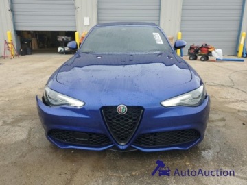 Alfa Romeo Giulia II Sedan Facelifting 2.0 Turbo 280KM 2022 Alfa Romeo Giulia 2022 ALFA ROMEO GIULIA 2.0 Benzyna 280KM