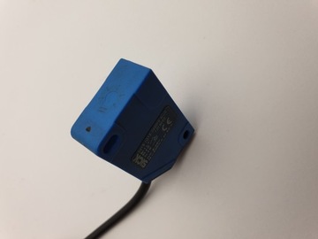 Индуктивный датчик SICK 0316 IQ12-02BPS-KU0 пнп нет