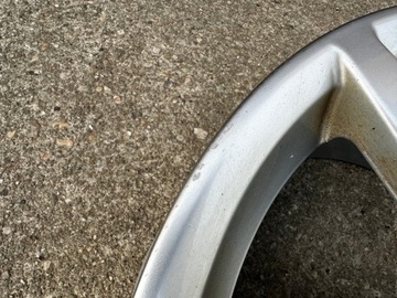 AUDI A4 B9 DISK HLINÍK R17 17" 8W0601025K ET38 1KS