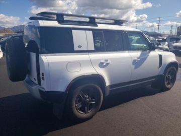 Land Rover Defender IV (L663) 2022 Land Rover Defender Defender, 2022r., 4x4, 2.0L 2.0 Benzyna 296KM, zdjęcie 2