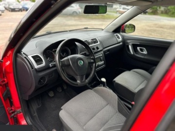 Skoda Fabia II Hatchback 1.2 i HTP 12V 70KM 2009 Skoda Fabia 1.2 12V Sport 70KM 2009r, zdjęcie 14