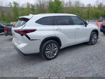 Toyota Highlander III 2024 Toyota Highlander 2024r., 4x4, 2.4L 2.4 Benzyna 265KM, zdjęcie 3