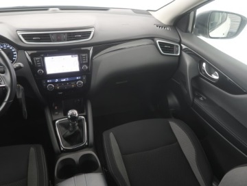 Nissan Qashqai II Crossover Facelifting 1.3 DIG-T 140KM 2021 Nissan Qashqai 1.3 DIG-T, Salon Polska, zdjęcie 7