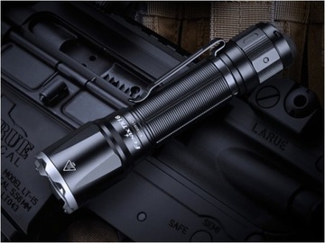 Светодиодный фонарик Fenix ​​TK16 V2.0