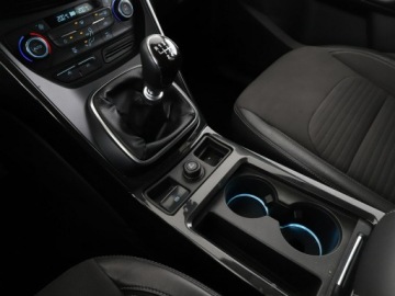 Ford Kuga II SUV Facelifting 1.5 TDCi 120KM 2018 Ford Kuga Titanium półskóra navi kamera, zdjęcie 26