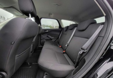 Ford Focus III Kombi Facelifting 1.5 TDCi 120KM 2016 Ford Focus 1,5 120 KM Zarejestrowany PL Nowy Rozrzad 1.5 Diesel, zdjęcie 8