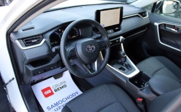 Toyota RAV4 V SUV Facelifting 2.5 Hybrid  Dynamic Force 218KM 2024 Toyota RAV4 2.5 Hybrid 4x2 CVT Comfort SalonPL SerwisASO FVmarza 2.5 218KM, zdjęcie 9