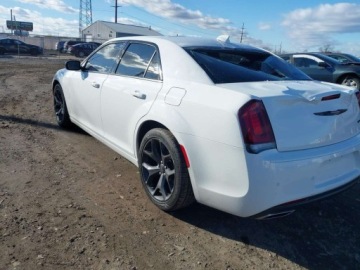 Chrysler 300C II 2023 Chrysler 300 2023 CHRYSLER 300 300S 3.6 Benzyna 300KM, zdjęcie 3