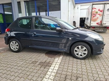 Peugeot 206 Hatchback 1.1 60KM 2010 Peugeot 206 Klimatyzacja bez rdzy 1.1 Benzyna 60KM, zdjęcie 6