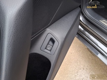 Volkswagen Arteon Fastback Facelifting 2.0 TDI SCR 150KM 2021 Volkswagen Arteon 2,0 TDI 150KM R LINE harman navi kamera alcantara oplaco, zdjęcie 13