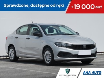 Fiat Tipo II Sedan Facelifting 1.0 T3 Turbo 100KM 2022 Fiat Tipo 1.0 FireFly, Salon Polska, Serwis ASO