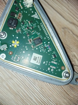 DACIA DUSTER ROK 2021 MODUL LED 0421093574.