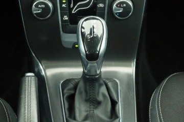 Volvo S40 II 2014 Volvo V40 2.0 D3, Salon Polska, Automat, Xenon, zdjęcie 12