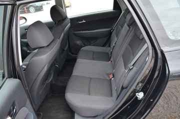 Hyundai i30 I CW Facelifting 1.6 CRDi 115KM 2011 ZAREJESTROWANY 1.6CRDI 116KM KLIMATRONIK PARKTRONIK GWARANCJA, zdjęcie 21