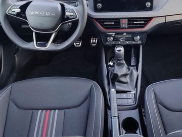 Skoda Kamiq Crossover Facelifting 1.5 TSI 150KM 2025 SKODA Kamiq Monte Carlo 1.5 TSI Suv 150KM 2025, zdjęcie 8