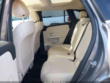 Mercedes GLA II 2023 Mercedes-Benz GLA 2023r., 2.0L 2.0 Benzyna 221KM, zdjęcie 12