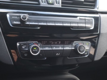 BMW X1 F48 2018 BMW X1 sDrive18i, Salon Polska, Serwis ASO, zdjęcie 15