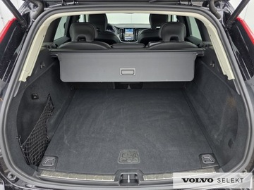 Volvo XC60 II 2025 Volvo XC 60 FV23 Plus Dark B5 250KM AWD ACC BLIS K, zdjęcie 16