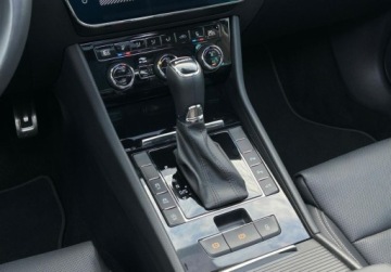 Skoda Superb III Kombi Facelifting 2.0 TDI SCR 200KM 2024 Skoda Superb LaurinKlement, Hak, CANTON, ACC, DCC, GPS, Fotel z pamiecia i, zdjęcie 25